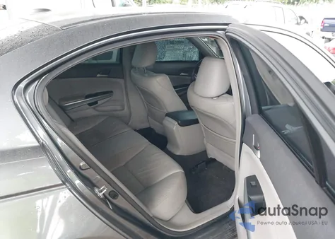 2008 Honda Accord 3.5 Ex-L z USA, uszkodzony, nr VIN 1HGCP36818A074462